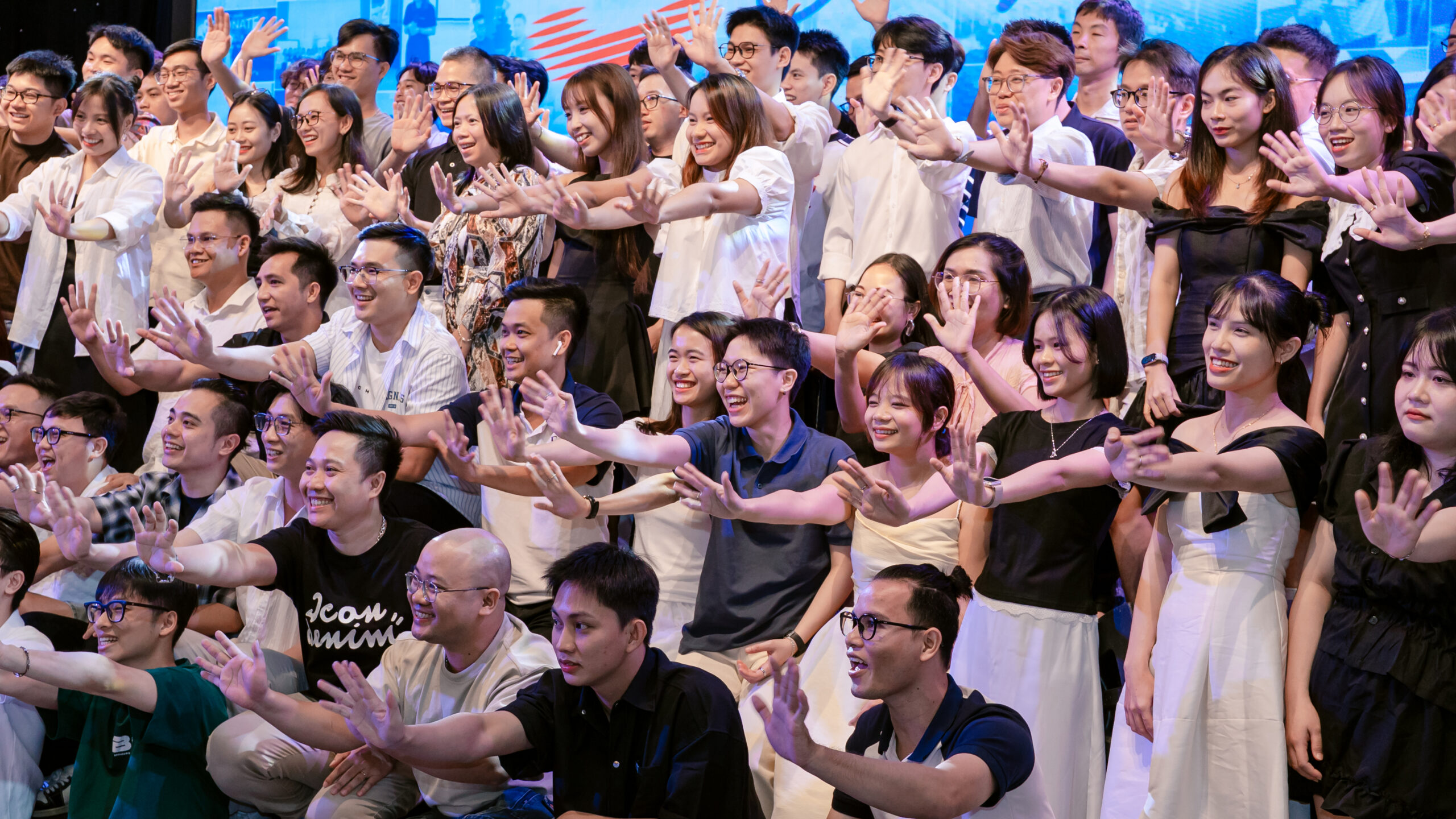 Workplace showcase item